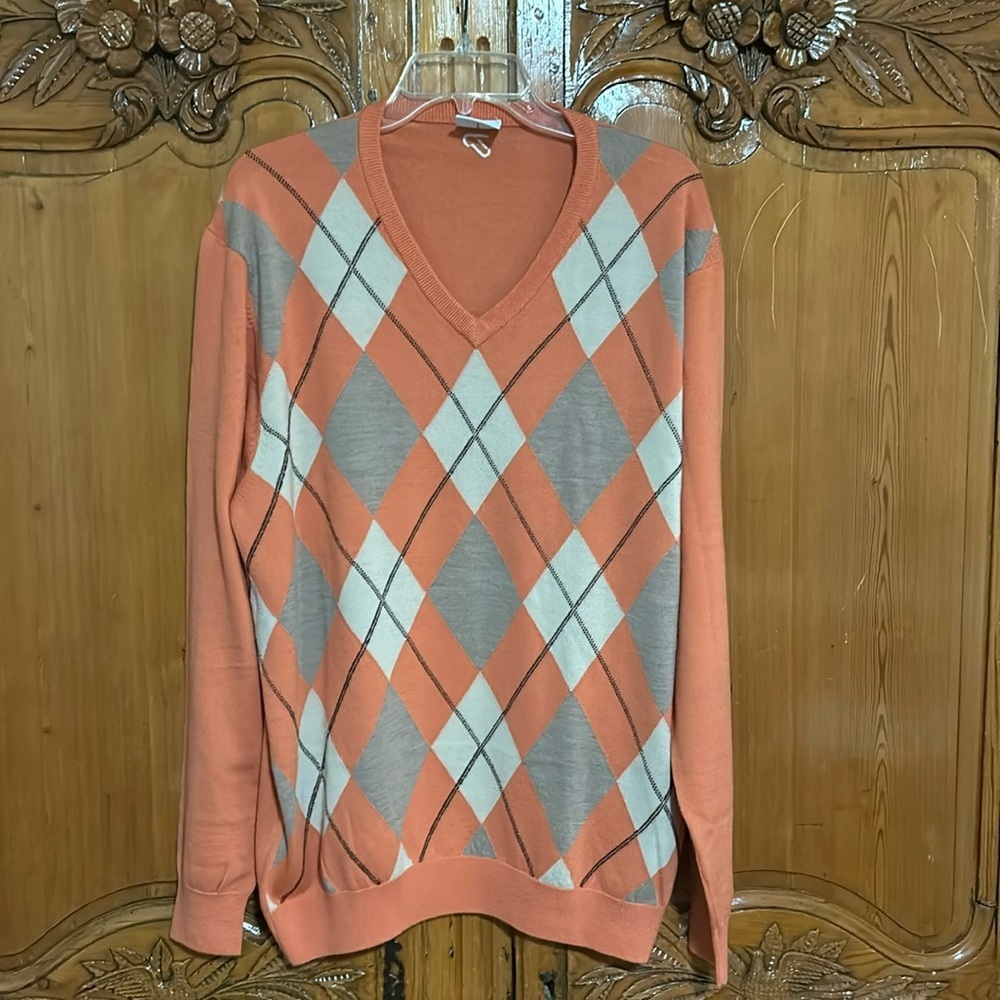 IJP Design Sweater in soft orange, cream and tan argyle design front